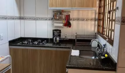 Casa com 3 quartos à venda na Rua João Carlos Franca Franceschini, 260, Loteamento Remanso Campineiro, Hortolândia por R$ 787.500