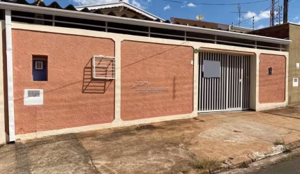 Casa com 3 quartos à venda na Rua Luís M de Carvalho e Silva, 68, Parque Via Norte, Campinas por R$ 477.000