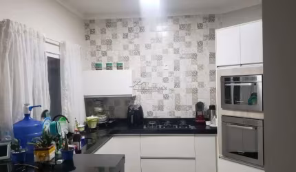 Casa em condomínio fechado com 3 quartos à venda na Avenida Olívio Franceschini, 2505, Parque São Miguel, Hortolândia por R$ 950.000