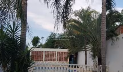 Chácara / sítio com 5 quartos à venda na Estrada Pérola, 345, Chácaras Assay, Hortolândia por R$ 1.065.000