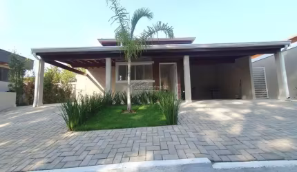Casa em condomínio fechado com 3 quartos à venda na Marginal A, 680, Jardim Sumarezinho, Hortolândia por R$ 719.000