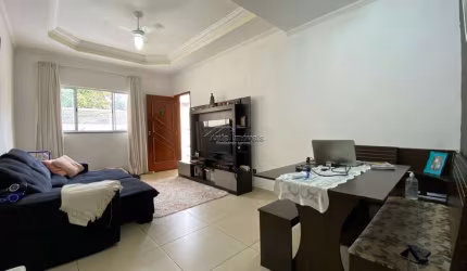 Casa com 3 quartos à venda na Rua Izaias Parra Girodo, 183, Jardim das Figueiras II, Hortolândia por R$ 420.000