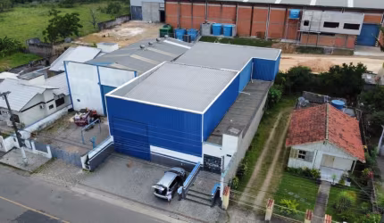 Galpão Comercial próximo a Copagro