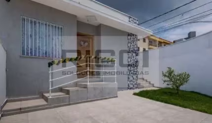 CASA TÉRREA TOTALMENTE MOBILIADA NA VILA OLIVEIRA EM MOGI DAS CRUZES