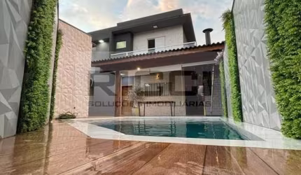 Sobrado à Venda - Villa Di Cesar