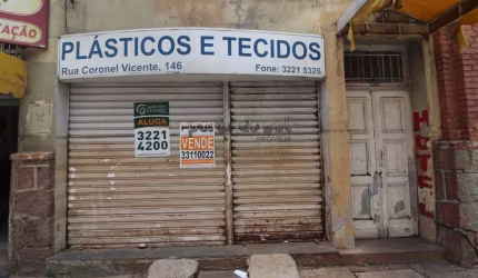 CASA COMERCIAL NO CENTRO HISTÓRICO