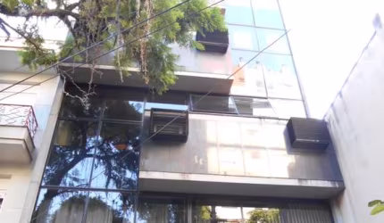 SALA COMERCIAL EM LOCALIZAÇÃO PRIVILEGIADA