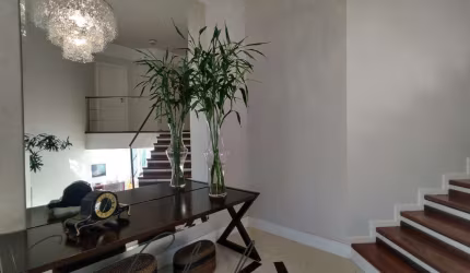 Casa no Condomínio Alpes de Vinhedo, no Bairro Buracão, em Vinhedo,  com 3 Quartos e 5 banheiros à Venda, 385 m² por R$ 2.299.000,00.