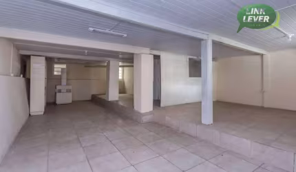 Box/Garagem para alugar por R$ 950,00/mês - Boa Vista - Curitiba/PR