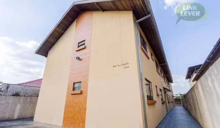 Apartamento com 3 dormitórios para alugar, 61 m² por R$ 2.133/mês - Santa Cândida - Curitiba/PR