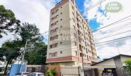 Apartamento com 3 dormitórios para alugar, 66 m² por R$ 2.851,00/mês - Santa Quitéria - Curitiba/PR