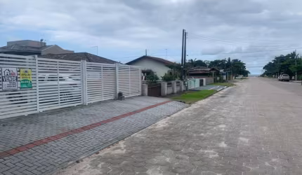 Apartamento com 2 dormitórios à venda, 60 m² por R$ 370.000,00 - Brasília - Itapoá/SC