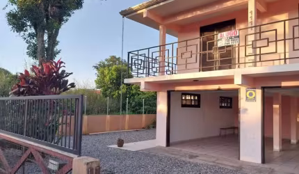 Excelente sobrado para locação diaria Praia de Itapoá-SC