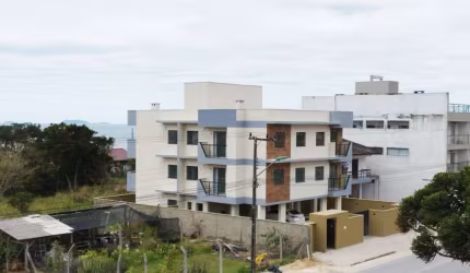 Apartamento com 3 dormitórios à venda, 79 m² por R$ 570.000,00 - Princesa do Mar - Itapoá/SC