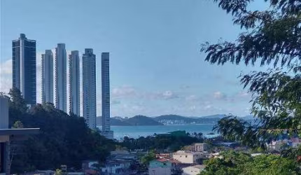 Lote/Terreno no Bella Vista com vista do mar e 450 metros quadrados na Barra - Balneário Camboriú