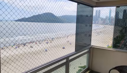 Apartamento FRENTE MAR com 142 metros quadrados com 3 quartos em Centro - Balneário Camboriú - SC