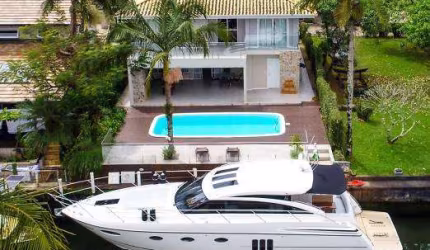 Casa a venda na Marina Camboriú 450 m2 com 4 suítes Barra - Balneário Camboriú - SC
