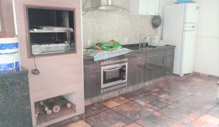 Casa para Venda em Jaboticabal, Jardim Santa Rita, 4 dormitórios, 2 suítes, 5 banheiros, 2 vagas