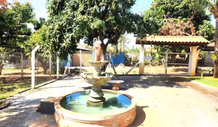 Rancho à venda no Condomínio Sucuri, localizado na área rural de Pongaí, em São Paulo