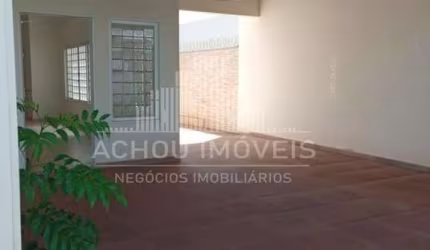 Casa para Venda em Jaboticabal, Jardim Barcelona, 3 dormitórios, 1 suíte, 2 banheiros