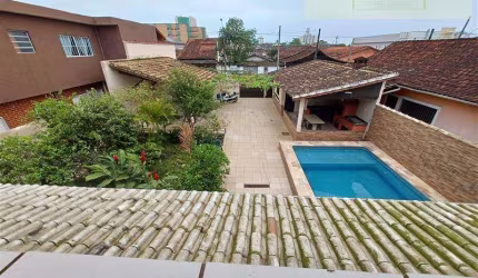 Casas no Litoral para venda em Praia Grande no bairro Ocian