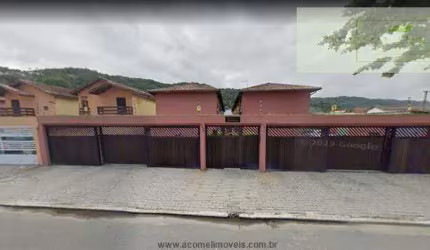 Casas no Litoral para venda em Guarujá no bairro Jardim Vitória