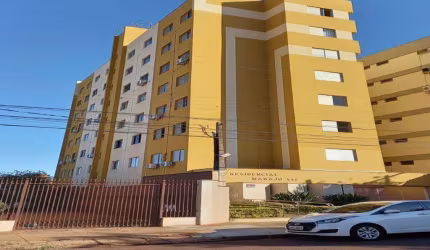 Apartamento para Venda em Londrina, Centro, 3 dormitórios, 1 suíte, 2 banheiros, 1 vaga