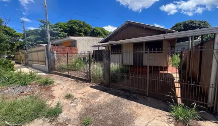 Casa em Vila Morangueira  -  Maringá