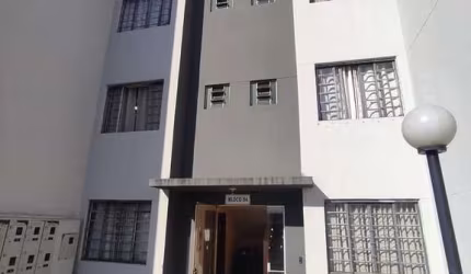 Apartamento em Parque Hortência  -  Maringá