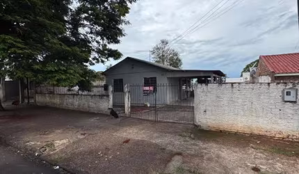 Casa em Conjunto Habitacional Itatiaia  -  Maringá