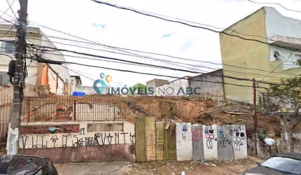 Terreno a Venda, 700 m², bairro Dos Casa