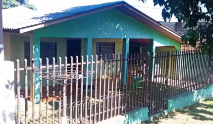 Casa para Venda em Cascavel, Canceli, 3 dormitórios, 2 banheiros, 2 vagas
