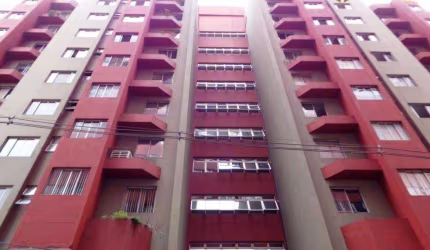 Sala à venda 37 m² dividida por 3 salas e 1 garagem Centro de Curitiba