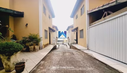 Linda Casa em Condomínio para Venda no bairro Vila Suissa, localizado na cidade de Mogi das Cruzes / SP.