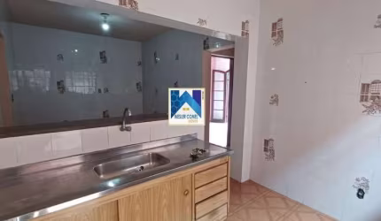 Sobrado com piscina para Venda no bairro Vila Caputera.