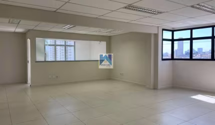 Sala Comercial para Locação no Edifício Ipiranga One, localizado na cidade de Mogi das Cruzes / SP.