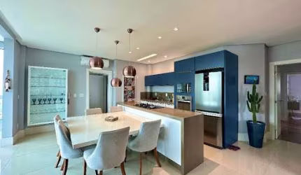 APARTAMENTO  BALNEÁRIO CAMBORIÚ SC, 01 POR ANDAR, ELEVADOR PANORAMICO DIRETO  NA SALA DA UNIDADE, 03 SUÍTES 03 VAGAS, CHURRASQUEIRA CARVÃO E LAZER.  .