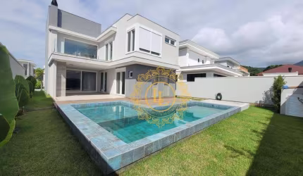 Casa Alto Padrão com 4 Suítes à venda, 367 m²  Santa Regina - Camboriú/SC