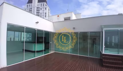 COBERTURA QUADRA MAR COM 04 SUÍTES E 03 VAGAS DE GARAGEM, CHURRASQUEIRA E LAZER COMPLETO