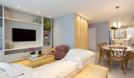Apartamento com 03 suítes mobiliado e decorado em Balneário Camboriú!
