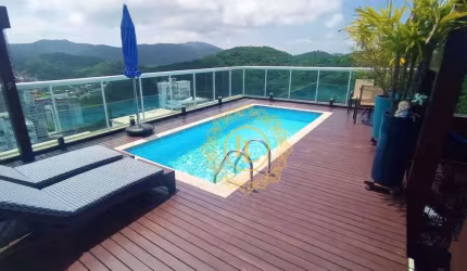 Belíssima Cobertura Triplex Mobiliada com 04 dormitórios próximo a Roda Gigante em Balneário Camboriú!