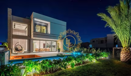 Casa Alto Padrão mobiliada com 4 suítes à venda, 510 m² - Centro - Camboriú/SC