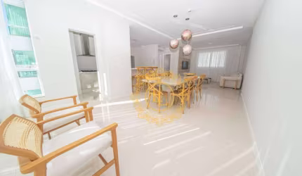 Apartamento mobiliado com 4 dormitórios à venda, Centro - Balneário Camboriú/SC