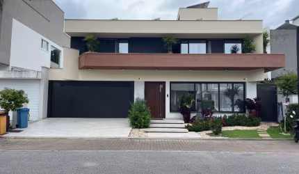 Casa em condomínio fechado com 4 quartos à venda na Rodovia Jornalista Maurício Sirotsky Sobrinho, Jurerê, Florianópolis por R$ 7.800.000