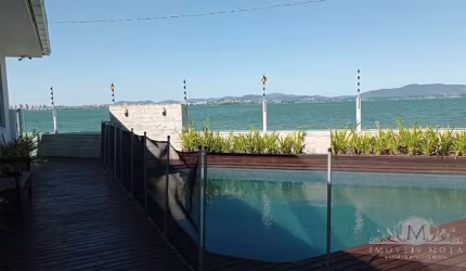 Casa com 3 quartos à venda na Rua Assis Brasil, Ponta de Baixo, São José por R$ 2.200.000