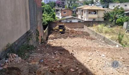 Terreno à venda na Rua Moura, Barreiros, São José por R$ 480.000