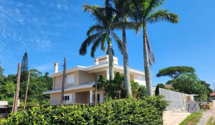 Casa com 3 quartos à venda no Centro, Imbituba  por R$ 1.750.000