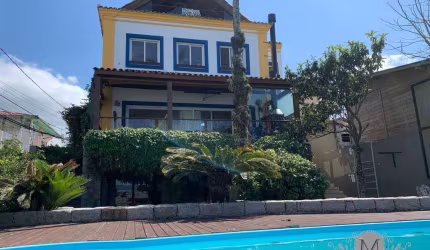 Casa com 4 quartos à venda na Servidão Morfim, Estreito, Florianópolis por R$ 2.870.000