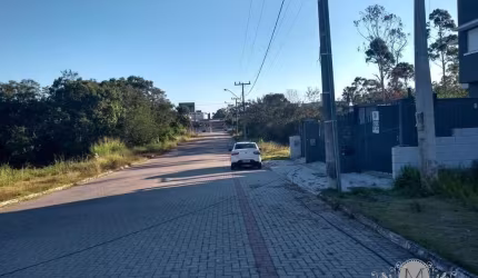 Casa em condomínio fechado com 3 quartos à venda na Rodovia Virgílio Várzea, Canasvieiras, Florianópolis por R$ 750.000