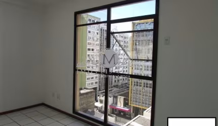 Sala comercial à venda na Rua Esteves Júnior, Centro, Florianópolis por R$ 306.000